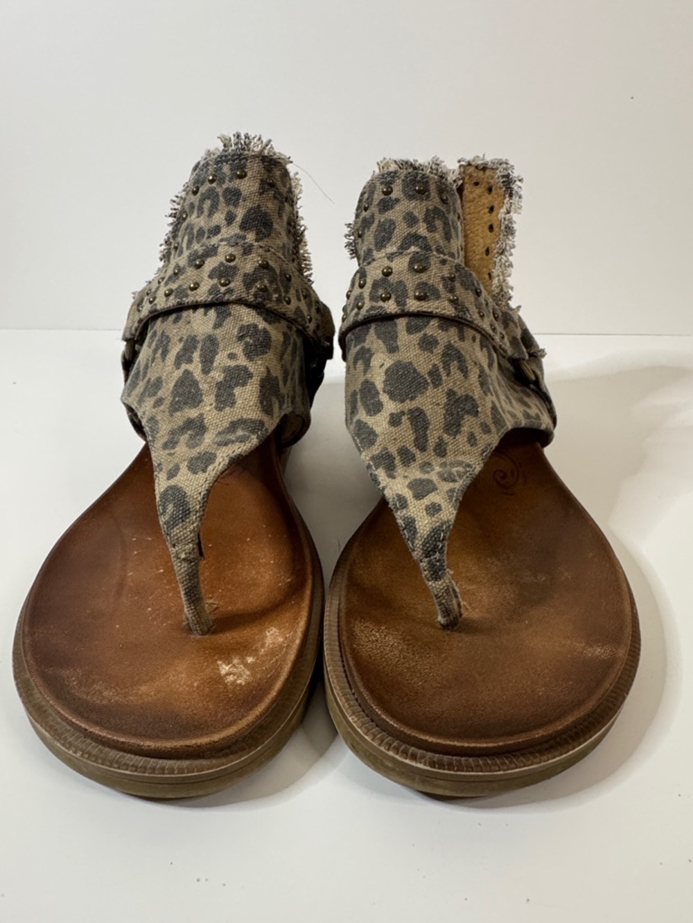 Very G Shoes Leopard Print Sparta Sandals 9